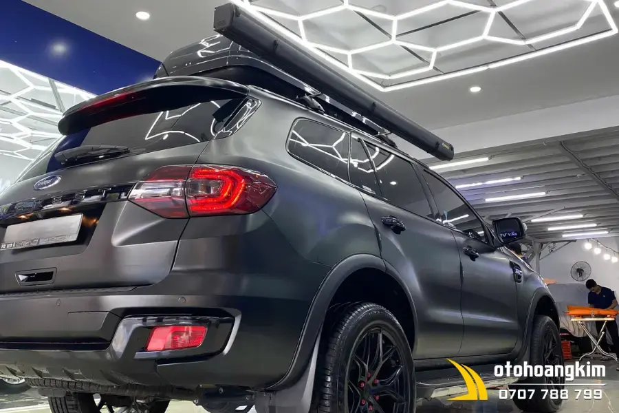 Wrap Full Xe Ford Everest Màu Đen Mờ | Otohoangkim.com